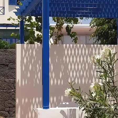 La 29 Playa Blanca